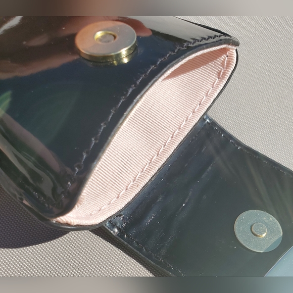 Giorgio Armani Compact Cosmetic Mirror with Black Case. Condition Is Used - Picture 4 of 14